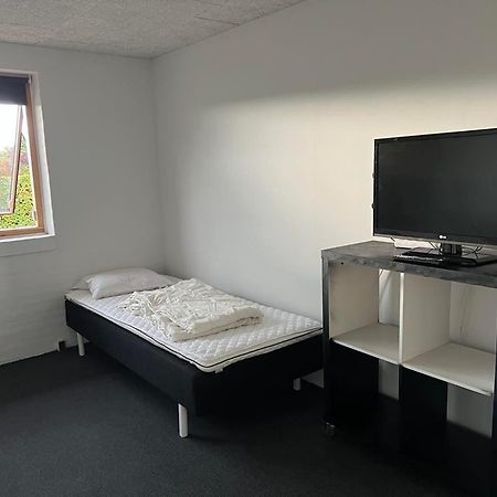 Ebbesens Bed And Bath - Two Double Rooms Herning Extérieur photo