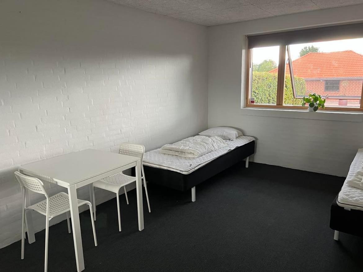 Ebbesens Bed And Bath - Two Double Rooms Herning Extérieur photo